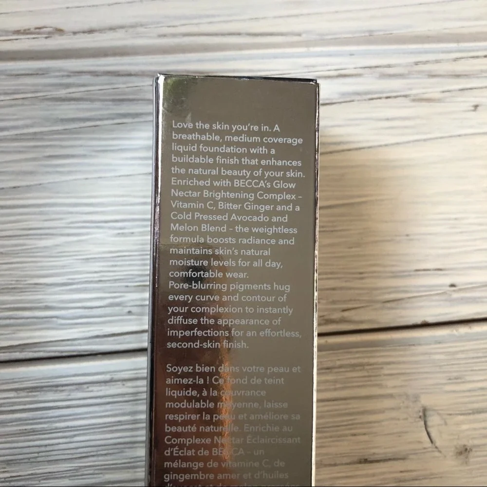 Becca Skin Love Weightless Blur Foundation Cacao